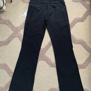 LuluLemon Groove Pant *Bootcut